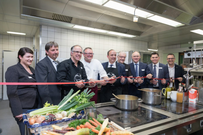 Bei schönstem Frühlingswetter strömten gegen 20‘000 Besucher aus dem Grossraum Aargau die grösste Aargauer Messe Bauen+Wohnen.