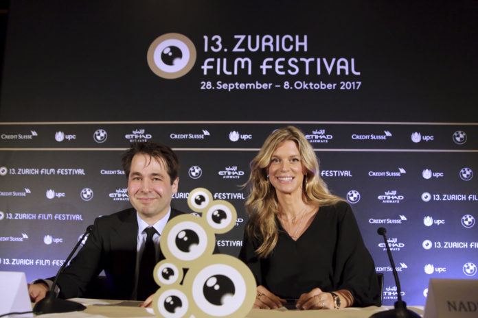 Die Festivaldirektoren Nadja Schildknecht und Karl Spoerri an der Pressekonferenz im Hotel Widder in Zürich.