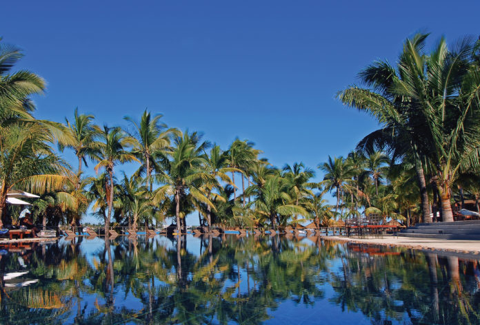 Aussenanlage des Beachcomber Hotels auf Mauritius