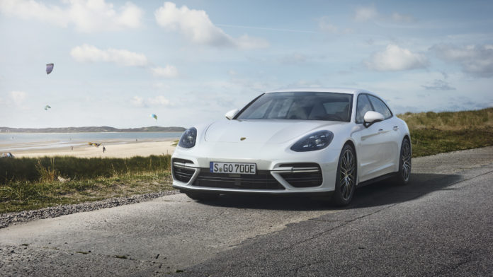 Panamera Turbo S E-Hybrid Sport Turismo Panamera Turbo S E-Hybrid