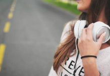 Spotify & Co. für Kids: Musik und Hörbücher sicher streamen