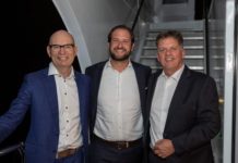Twerenbold baut die Excellence Empress 3 Personen des Managements von Twerenbold.