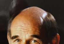 Buchtipp: Wie Hans Glanzmann die CE-Branche erlebt(e)