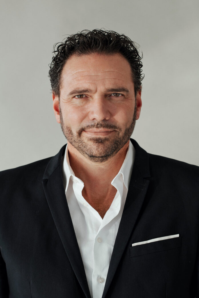 Equinix_Cedric Bracher