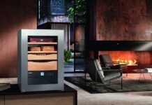 Ihre nächste Weltreise ist nur eine Armlänge entfernt Ein echter Blickfang – der Humidor Zkes 453 von Liebherr