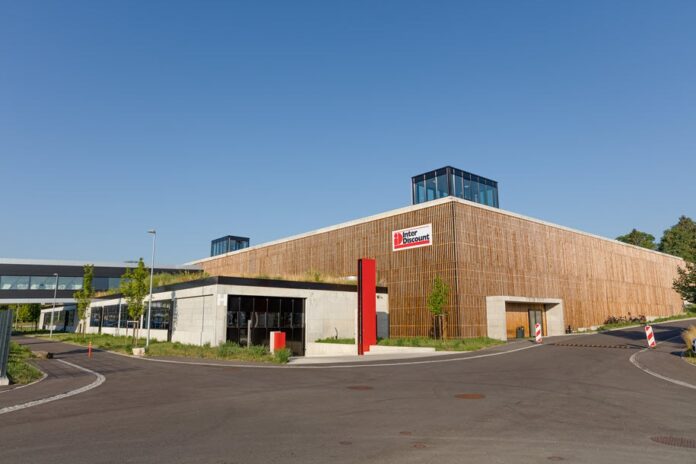 Interdiscount Logistikcenter Interdiscount Logistikcenter (Quelle: Interdiscount).