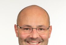 totemo erweitert Verkaufsteam Christian „Chris“ Kühni (42) ist als neuer Partner Account Manager für die Betreuung der Reseller-Partner sowie indirekter Kunden von totemo zuständig (Quelle: totemo).