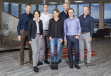 Competec baut Führungsteam aus Die Competec-Unternehmensleitung (v.l.): Martin Lorenz, CEO Competec-Gruppe, Andrea Tranel, CFO, Thomas Gasser, CEO Competec Logistik AG, Manuela Wendland, CHRO, Marc Isler, CEO BRACK.CH AG, Marcel Rassinger, CIO, und Andrej Golob, CEO Alltron AG