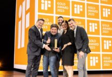 Loewe erhält drei iF Design Awards Marco A. Müller, Georg Tischer, Madeleine Mahr & Thomas Putz (v.l.n.r.) nehmen den iF Gold Award für den Loewe iconic von Uwe Cremering, CEO iF Design (ganz links) entgegen. Quelle: Loewe.