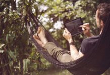 Ab in den Garten: devolo erweitert Heimnetze