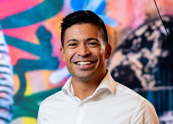 0001_Bobby-Leu-Portraitkl Quelle: xbeia.