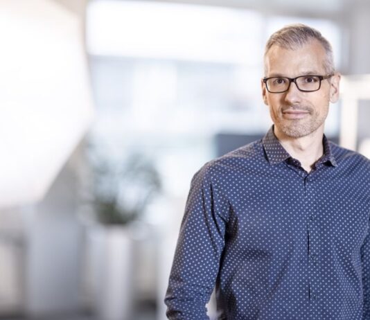 Schwachstellen in OT-Systemen im Griff Bernhard Aregger ist Sales Specialist bei BOLL und in dieser Rolle unter anderem für die Produkte von Kaspersky zuständig.