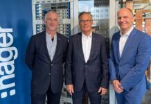 Der neue Verkaufsleiter von Hager Schweiz heisst Marco Rompietti Ruedi Benz, Marco Rompietti und Josi Bütler (v.l.)