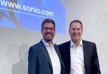 Sonio fusioniert mit BUSINESS IT und JevoTrust Sonio: Ralph Meyer (links) und Roger Hegglin (rechts).