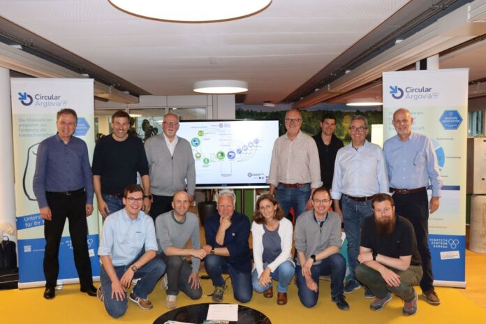 htz2kl Workshopteilnehmer der Brugg Group zusammen mit den Experten des Hightech Zentrums Aargau. Quelle: HTZ.