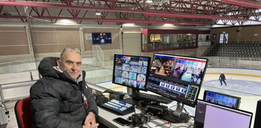 Wie Eishockey mit Netgear zum AV-Erlebnis wird Kurt Schumacher, TV-Produzent der GCK Lions, im Interview. Quelle: Netgear.