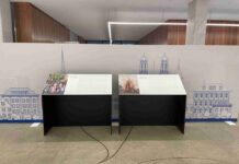 Kunst in Blindenschrift Braille-Beschreibungen ergänzen die Relief-Fotografien und ermöglichen blinden und sehbeeinträchtigten Menschen ein multisensorisches Kunsterlebnis. Quelle: Canon.