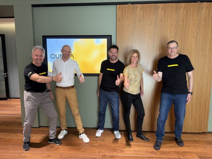 kl-Reto_Rueegsegger_(UMB)_Cyrill_Gyger_(CEO_Qumea),__Carmelo_Salmeri_(UMB)_Tanja_Roelli_(Director_Marketing___Communications_Qumea)_Peter_Plank_(UMB) (v.l.n.r.): Reto Rüegsegger (UMB), Cyrill Gyger (CEO QUMEA), Carmelo Salmeri (UMB), Tanja Rölli (Director Marketing & Communications QUMEA), Peter Plank (UMB)