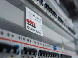 Umfassende 24/7-IT-Security mit SOCaaS Höchste IT-Sicherheit ist für Götz Elektro essenziell, denn das Unternehmen ist vollständig digitalisiert.