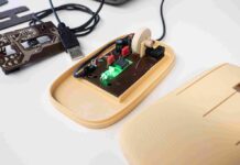 Die kompostierbare Computermaus ist da Bei dieser Computermaus besteht nicht nur das Gehäuse aus bioabbaubarem Material, sondern auch die Leiterplatte. Bild: Empa
