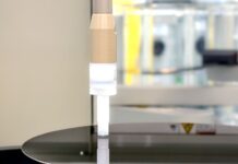 Fraunhofer IPMS erweitert Leistungsportfolio Scanröhrchen mit mitgeführtem Tropfen bei gleichzeitig drehendem Wafer für Oberflächenanalyse. © Fraunhofer IPMS