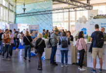 Grosses Interesse fokussierter Messe Foto ZT Fachmessen: Bauen+Wohnen 2026 in Tätig Wettigen