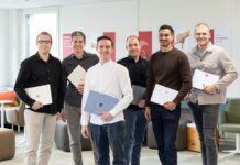 Brack Business zum Microsoft Surface Platinum-Partner ernannt v.l.n.r.: Dominic Hersperger, Lead Region Mitte Brack.Alltron; Christian Behre, Lead Modern Workplace & Cloud Brack.Alltron; Andreas Graf, Surface Partner Development Manager bei Microsoft; Stefan Werren, Category Marketing Manager Brack.Alltron; Rami Antar; Specialized Sales Brack.Alltron, Simon Kiefl, Lead Category Computing Brack.Alltron