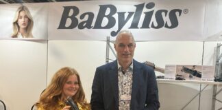 Mehr Visibilität und Sympathie für die Branche Marianne Schaad, Key Account Managerin mit Commercial Director Matthias Hofmann. Quelle: insidenews.