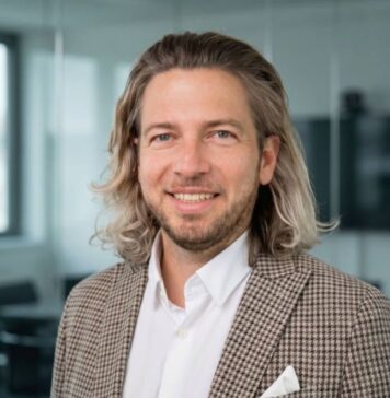 Secomp baut Pro AV-Portfolio aus Cédric-Nicolas Gremlich, Product Manager bei Secomp